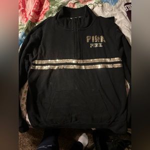 VS PINK QUARTER ZIP